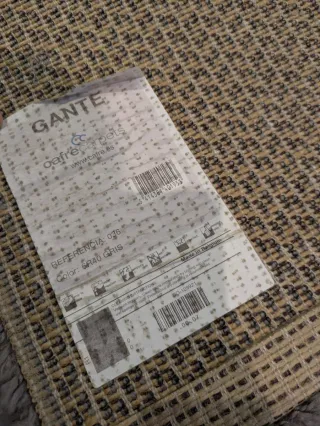 Alfombra pelo corto gris