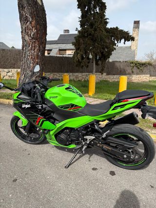 Kawasaki Ninja 400