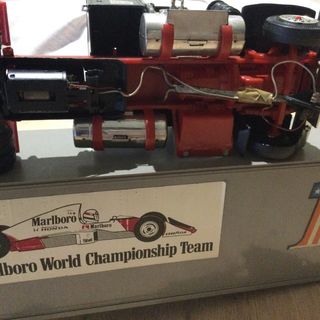 Scalextric Camión Marlboro