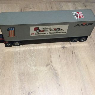 Scalextric Camión Marlboro