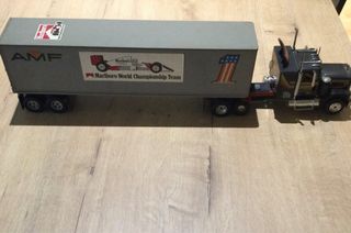 Scalextric Camión Marlboro