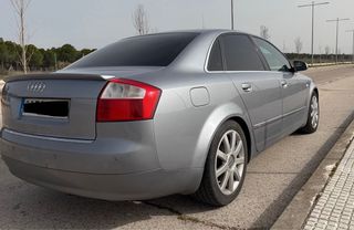 Audi A4 1.9 TDI 130cv S-Line