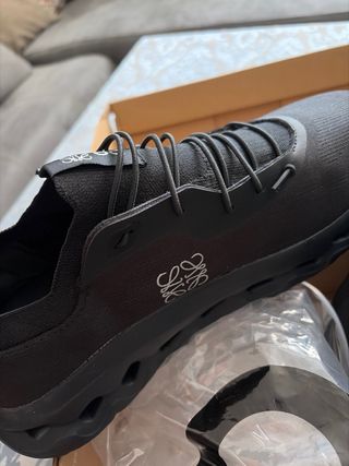 Zapatillas On x Loewe Negras