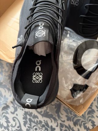 Zapatillas On x Loewe Negras