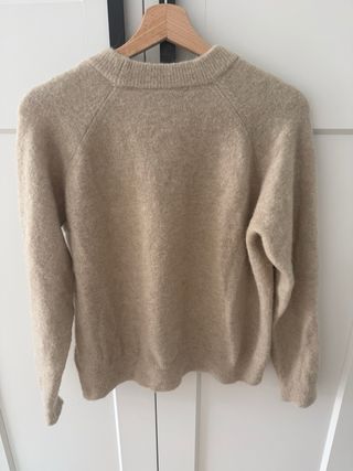 Jersey Zara pelo beige Talla L sin usar.