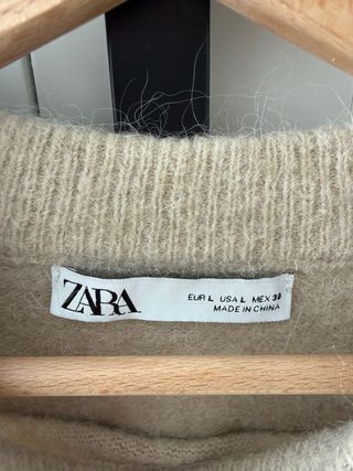 Jersey Zara pelo beige Talla L sin usar.