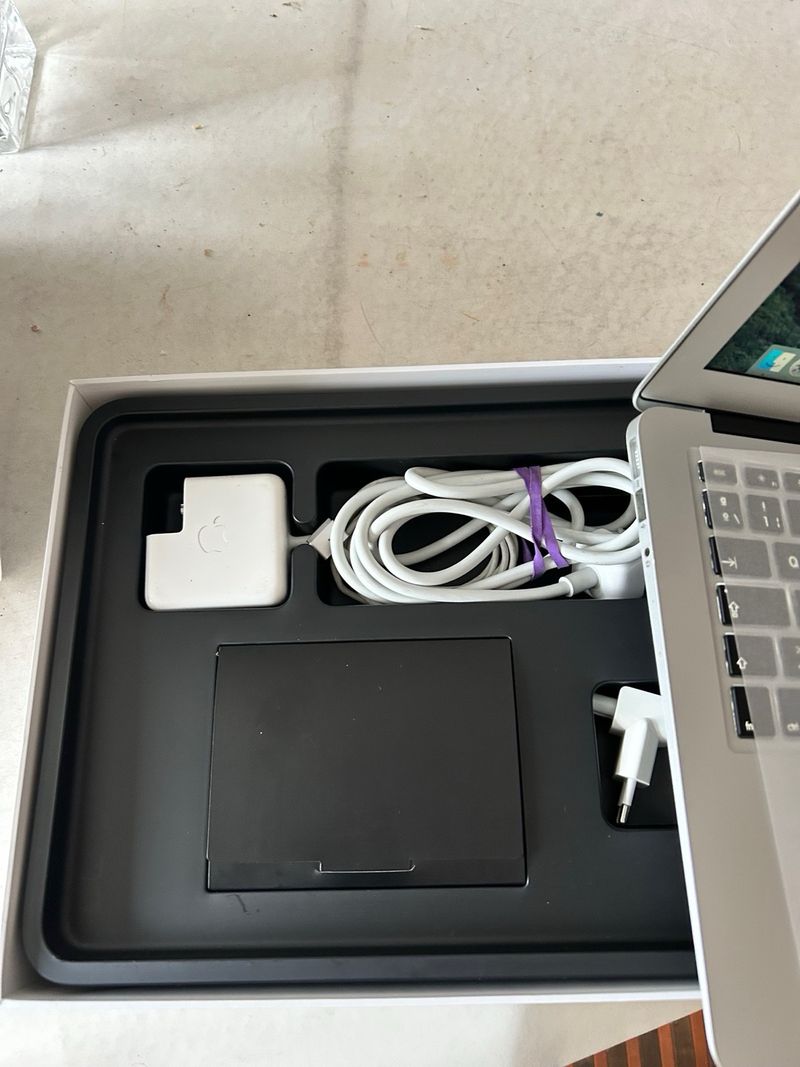 MacBook Air 13' 2015 Plata. afbeelding 3