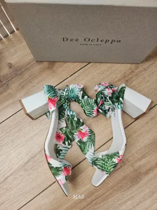 Sandalias foulard Dee Ocleppo estampado floral