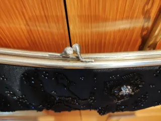 Cartera de mano fiesta vintage negra