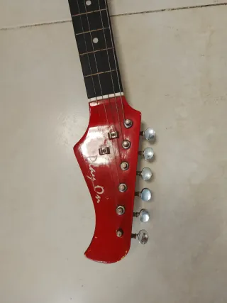 Guitarra Roja Infantil