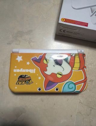Nintendo 3DS XL Blanca + 5 Juegos