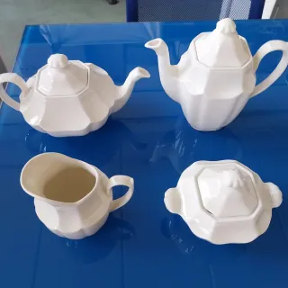 Vajilla La Cartuja de Sevilla porcelana