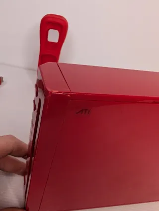 Nintendo Wii Rossa (USA) - Modello RVL-001