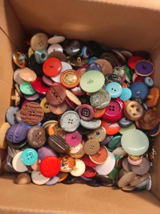 Lote de botones variados