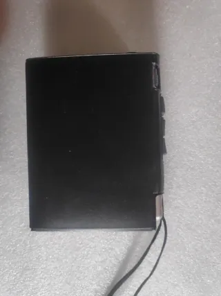 Grabadora Sanyo TRC-960C lleva altavoz para sonido