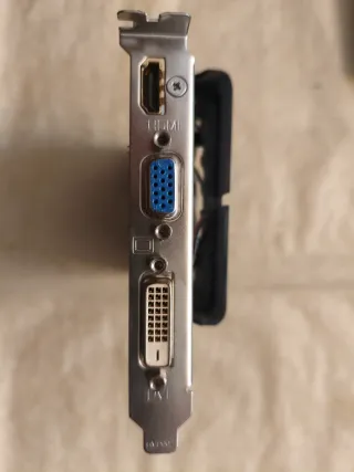 Tarjeta Gráfica Gigabyte Radeon HD 6670