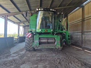 Cosechadora John Deere S560