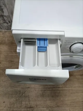 Lavadora marca Samsung 8kg clase A+++ 1200rpm