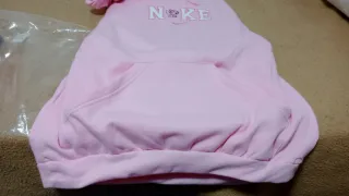 Sudadera Nike rosa con personaje