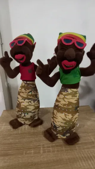2 Peluches Rastafari Divertidos