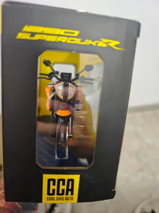 KTM 1290 Superduke R 1:12