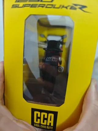 KTM 1290 Superduke R 1:12