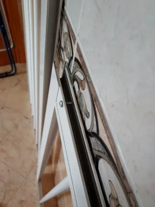 Barrotes para ventanas blancos