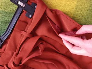 Pantaloni Alcott vita alta arricciata taglia M