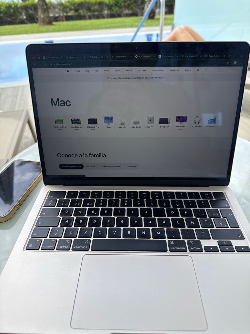 MacBook Air M2 16GB Plata afbeelding 2