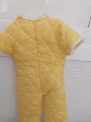 Mono Nancy Antiguo Amarillo