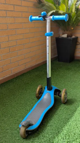 Patinete Globber 3 Ruedas con Luces