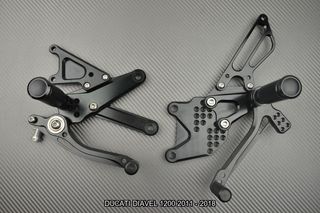 Estriberas retrasadas DUCATI DIAVEL 1200 2011 2018