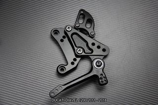 Estriberas retrasadas DUCATI DIAVEL 1200 2011 2018