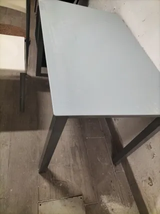 Mesa de cocina y 4 sillas