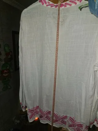 Blusa MAS FASHION bordada blanca y rosa Talla XL