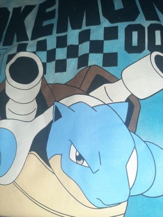 Camiseta Pokémon Azul Talla M