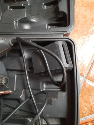 Lijadora CAPAZ PGF130F 130W con maletín