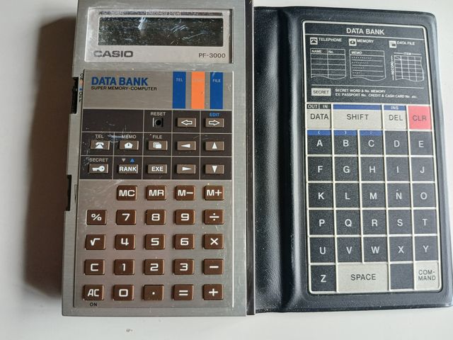 Calculadora Casio PF-3000 Data Bank