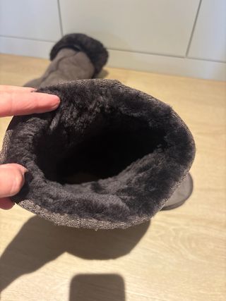 Botas UGG Altas talla 40. Marrón Oscuro Originales