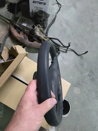 Volante deportivo Hyundai