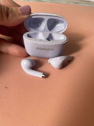 Auriculares Lenovo Thinkplus lila