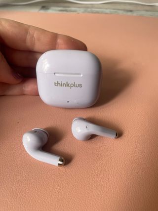 Auriculares Lenovo Thinkplus lila