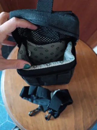 Bolsito Trekking Samsonite Acolchado Negro/Azul