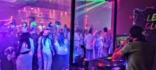 DJ para Eventos: Bodas, Comuniones...