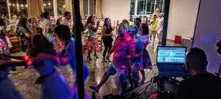 DJ para Eventos: Bodas, Comuniones...