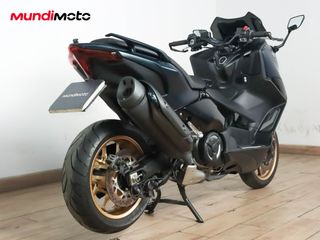 YAMAHA T-MAX 560 TECH MAX