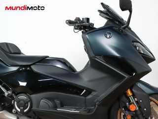 YAMAHA T-MAX 560 TECH MAX