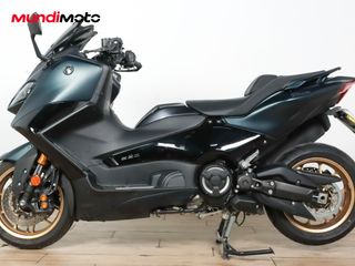 YAMAHA T-MAX 560 TECH MAX