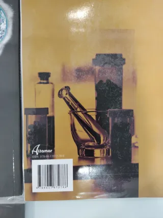 Libros Grado medio farmacia y parafarmacia 2°curso