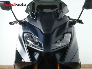 YAMAHA T-MAX 560 TECH MAX